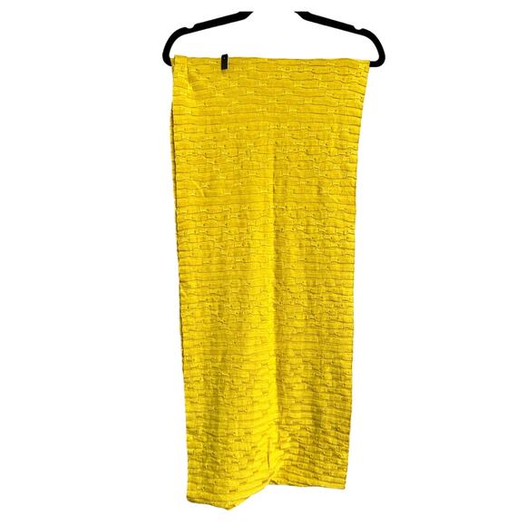 NWT, Nic + Zoe Textured Knit Mustard Yellow Infinity Scarf, Sz. Medium, Soft - Picture 1 of 5